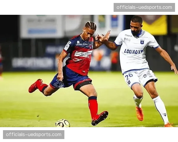 巴黎FC中场皮埃尔·里斯·米罗拦截能力在反击发起中的关键作用